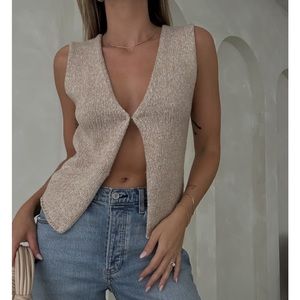 Knitted, sexy top.